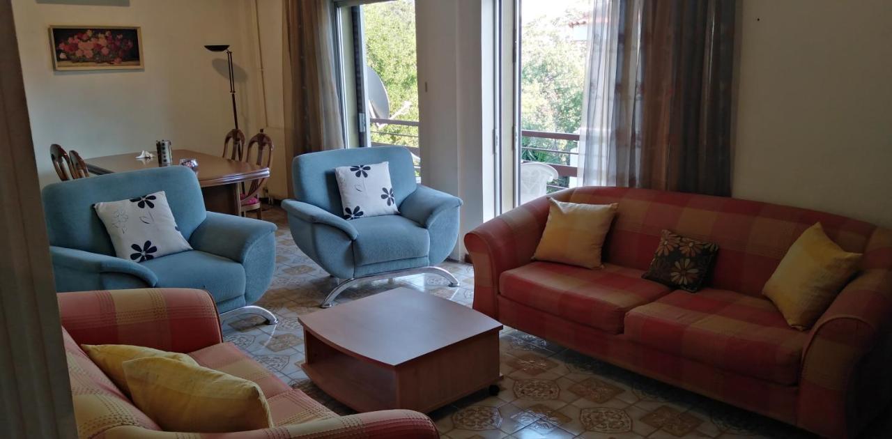 Ομορφο Διαμερισμα Με Μεγαλες Βεραντες Apartment Athens Ngoại thất bức ảnh